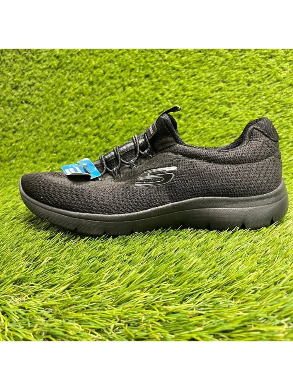 Skechers Summits-Summer Blush Womens Size 6.5D Black Athletic Shoes Sneakers